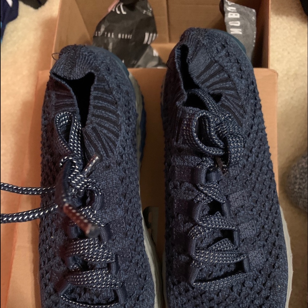 Running Shoes